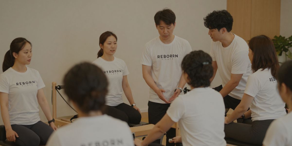 リボーンピラティス 受講者 笑顔